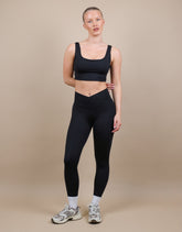 Blake V Front Leggings in Black
