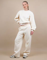 Kendall Cropped Sweatshirt In Cream
