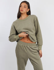 Ashby Simmi Studios Essentials Sweatshirt in Olive
