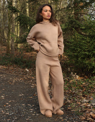 Elsie Simmi Studios Heavy Knit Hoodie In Mocha