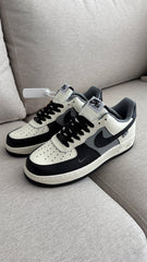 AF1 GRIS NEGRO