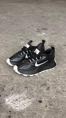 NIKE BALLELY NEGRO BLANCO PROMO