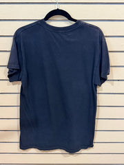 Black Last Kings "Kingin" graphic t-shirt size medium