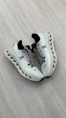 ON CLOUD NUDE GRIS