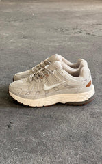 NIKE P6000 BEIGE CAFE