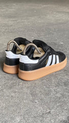SAMBA PLATAFOMA NEGRO BLANCO
