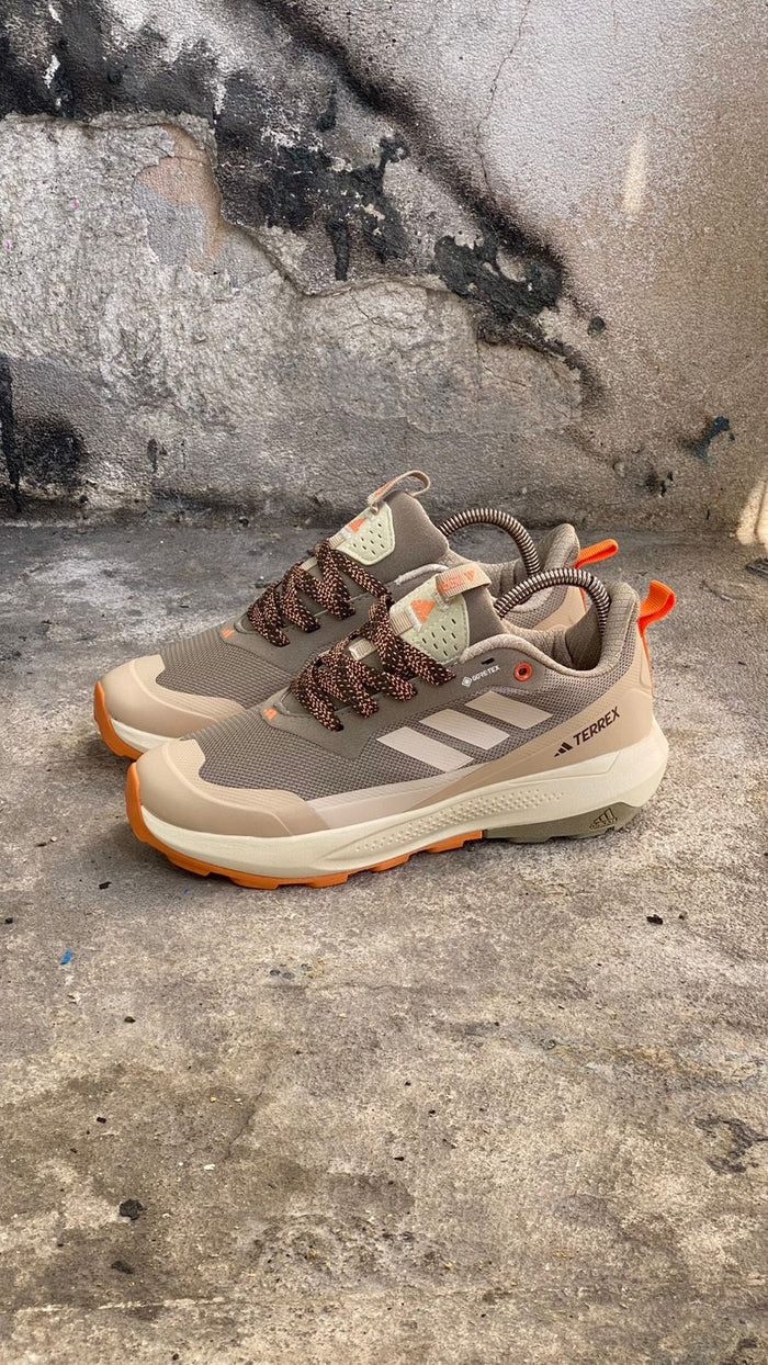 ADIDAS TERREX 2026 BEIGE GRIS NARANJA