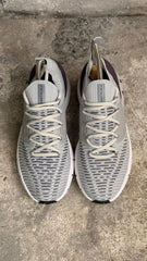 UNDER ARMOUR GRIS MORADO
