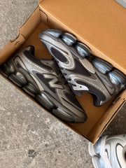 NEW BALANCE 2000 GRIS AZUL