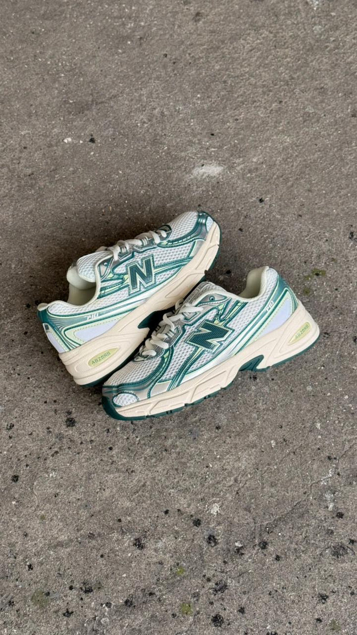 NEW BALANCE 740 PLATA VERDE