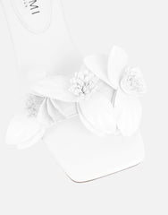 Gilly White Flower Detail Flat Sandals