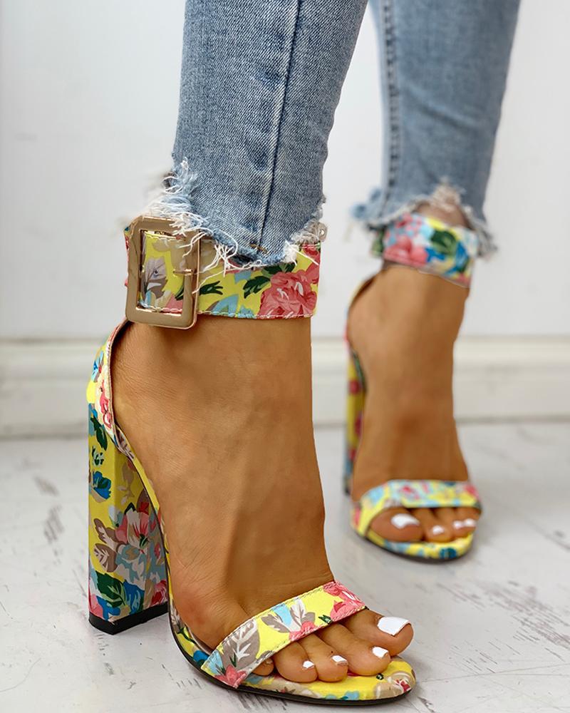 Contrast Color Snakeskin Buckled Chunky Heeled Sandals