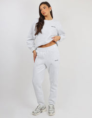 Ashby Simmi Studios Essentials Sweatshirt in Pebble Grey