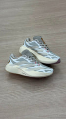 ADIDAS ADIZERO BLANCO GRIS BEIGE