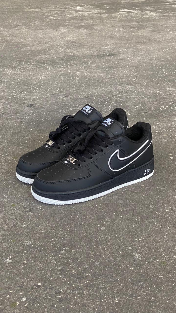 AF1 NEGRO LINEA BLANCA