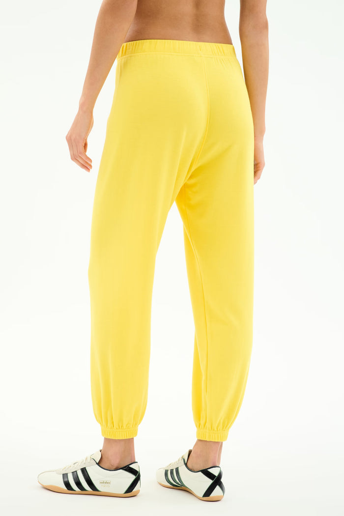 Andie Oversized Fleece Sweatpants in Yellow