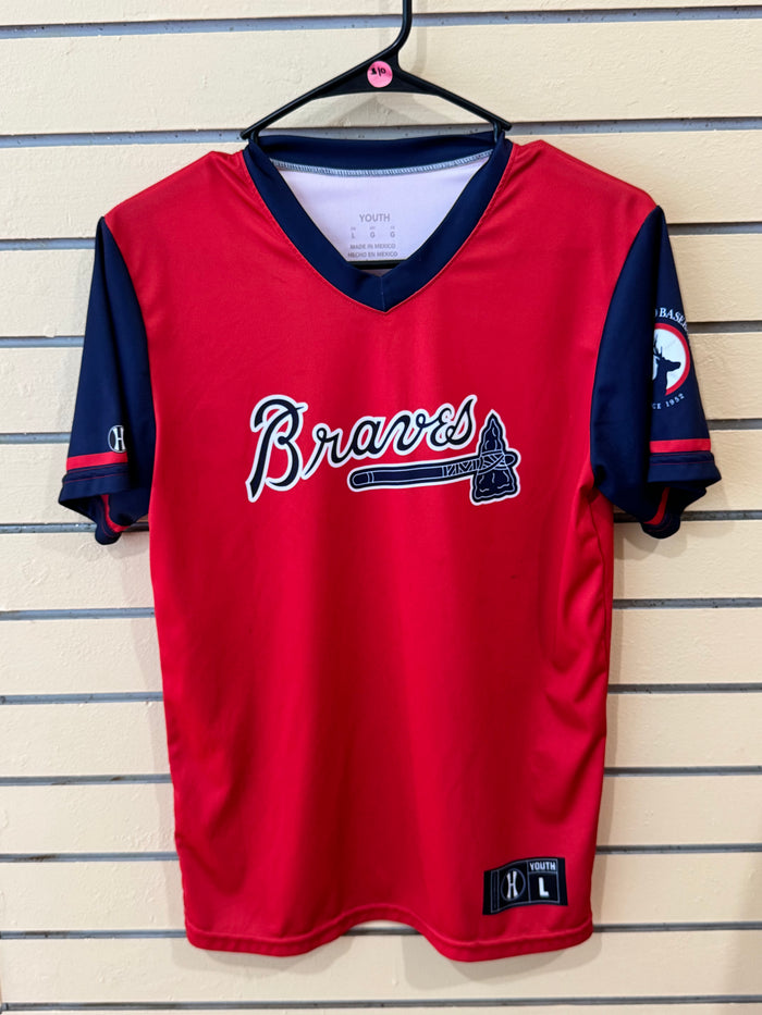 Atlanta Braves red and navy V-neck jersey size youth large briscione number 11