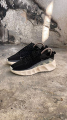 NIKE AVA ROVER NEGRO BEIGE