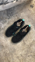 NIKE AVA ROVER NEGRO GRIS CHULO VERDE