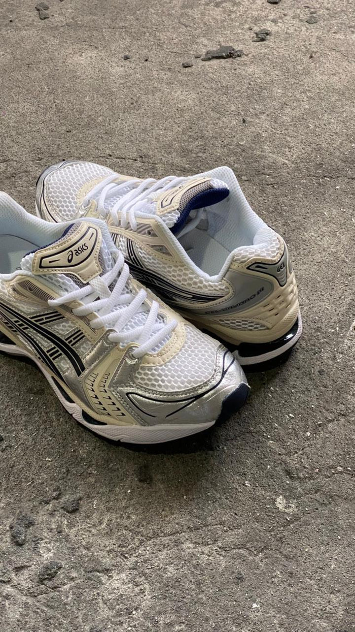 ASICS BEIGE PLATA