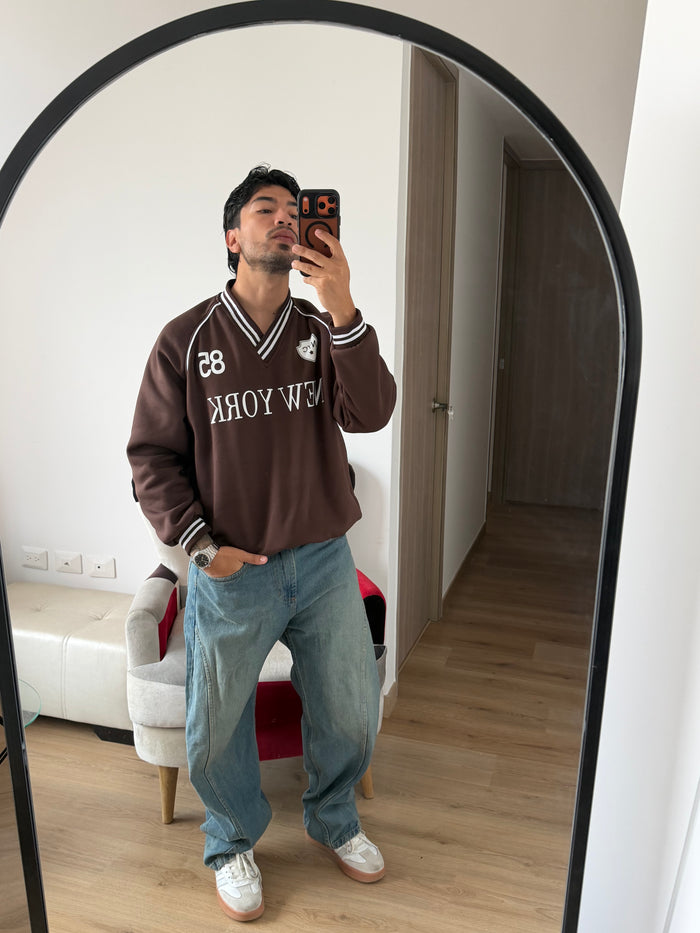Buzo V unisex