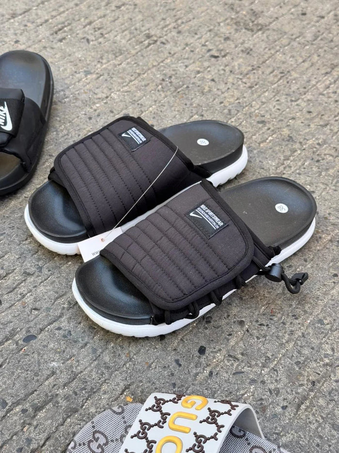 NIKE CHANCLA ASUNA NEGRO BLANCO