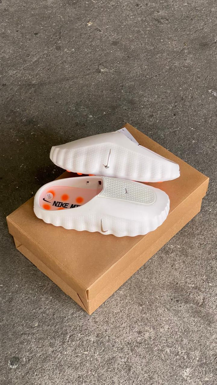 CHANCLA NIKE MIND 001 BEIGE