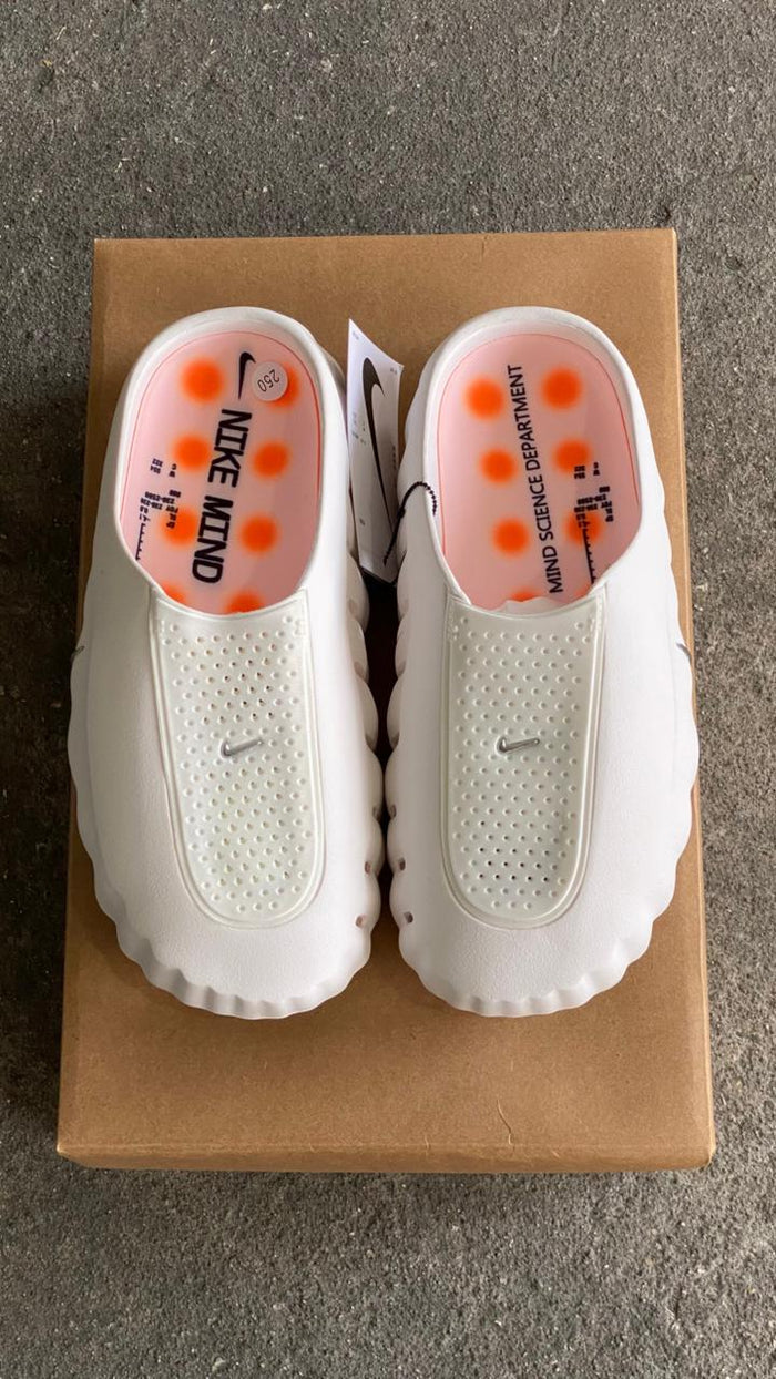 CHANCLA NIKE MIND 001 BEIGE