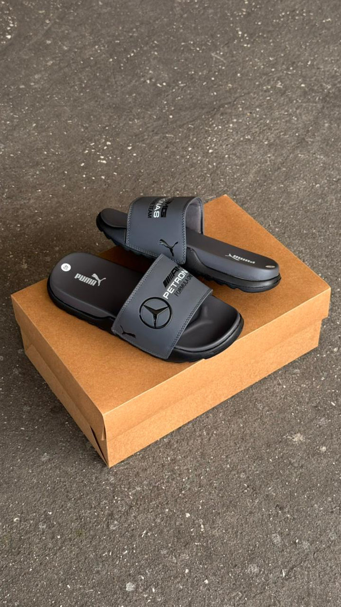 CHANCLAS PUMA AMG GRIS