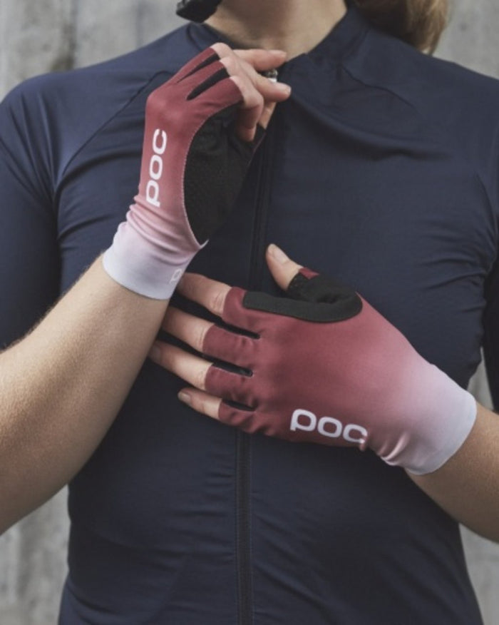 Deft Short Glove