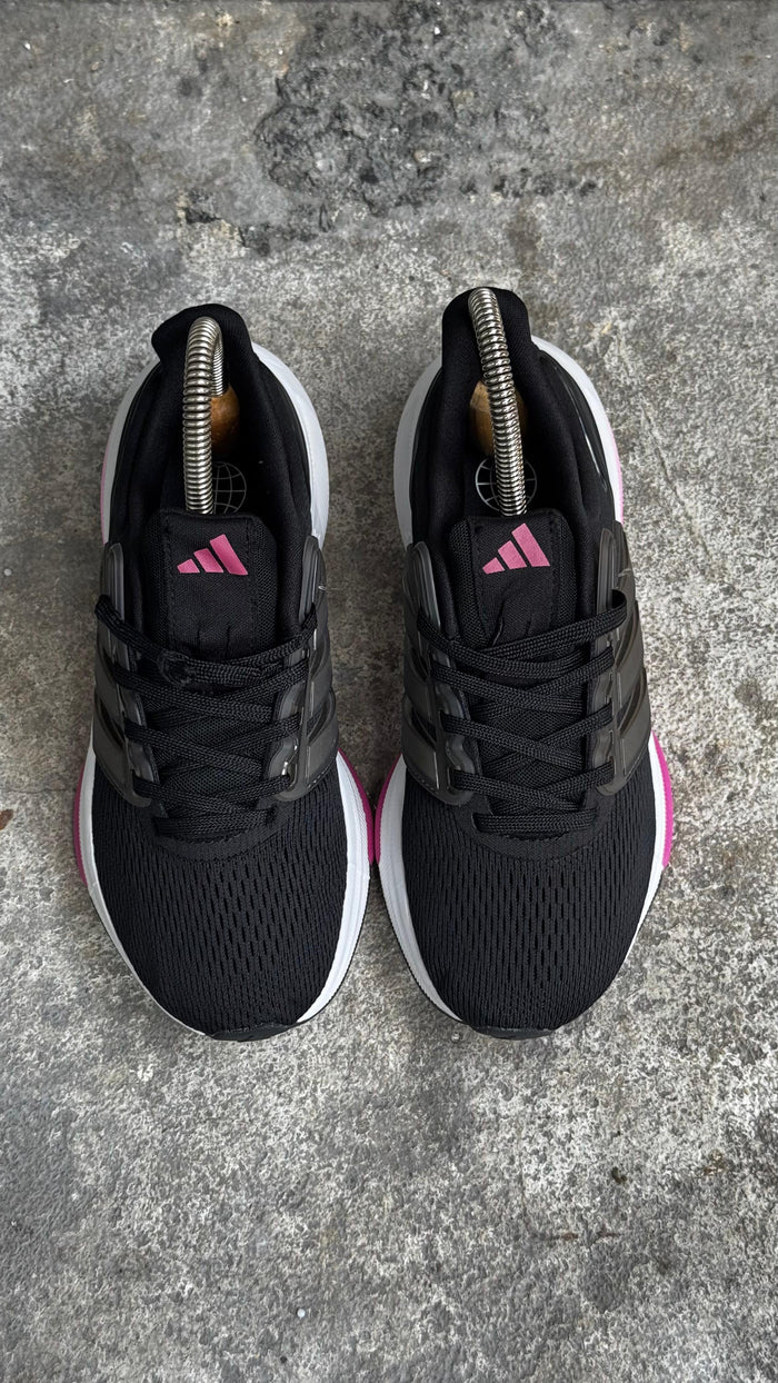 ADIDAS EQ NEGRO FUCSIA