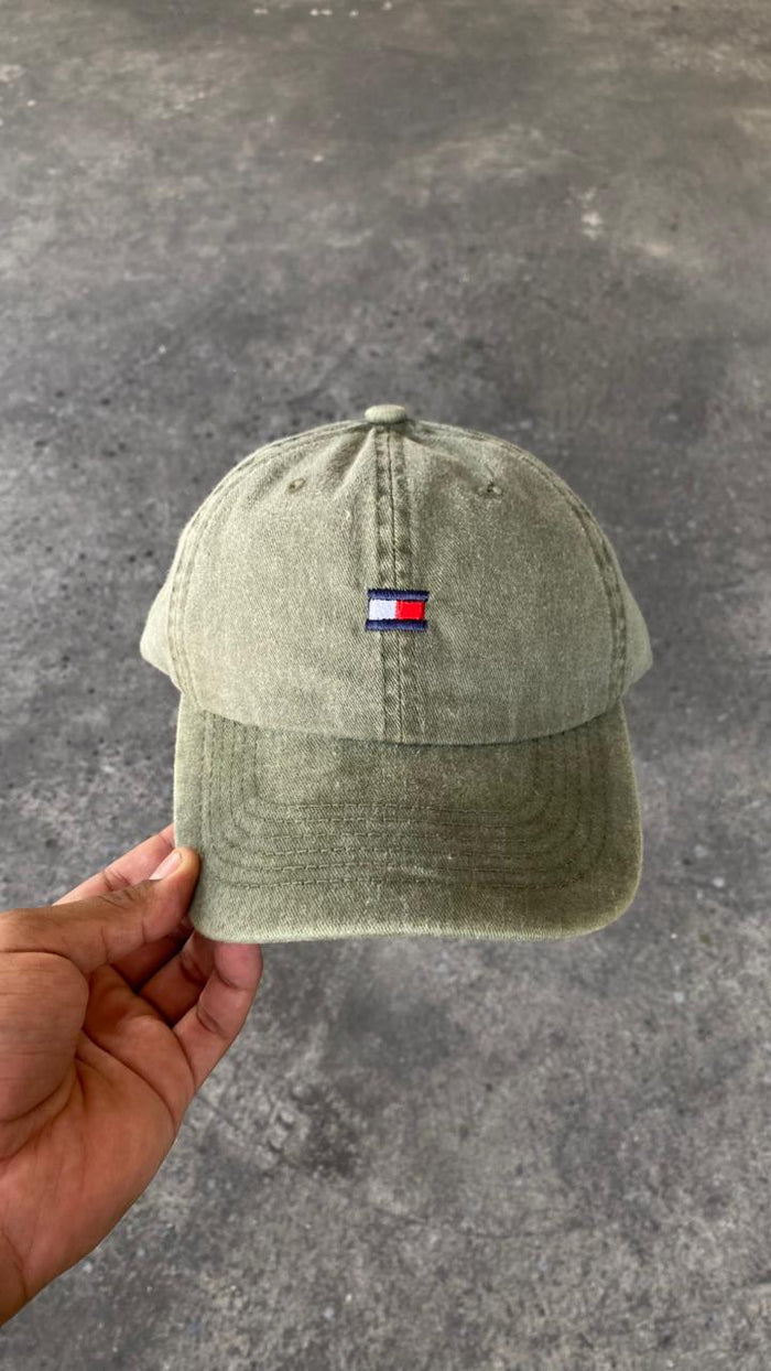 GORRA TOMMY