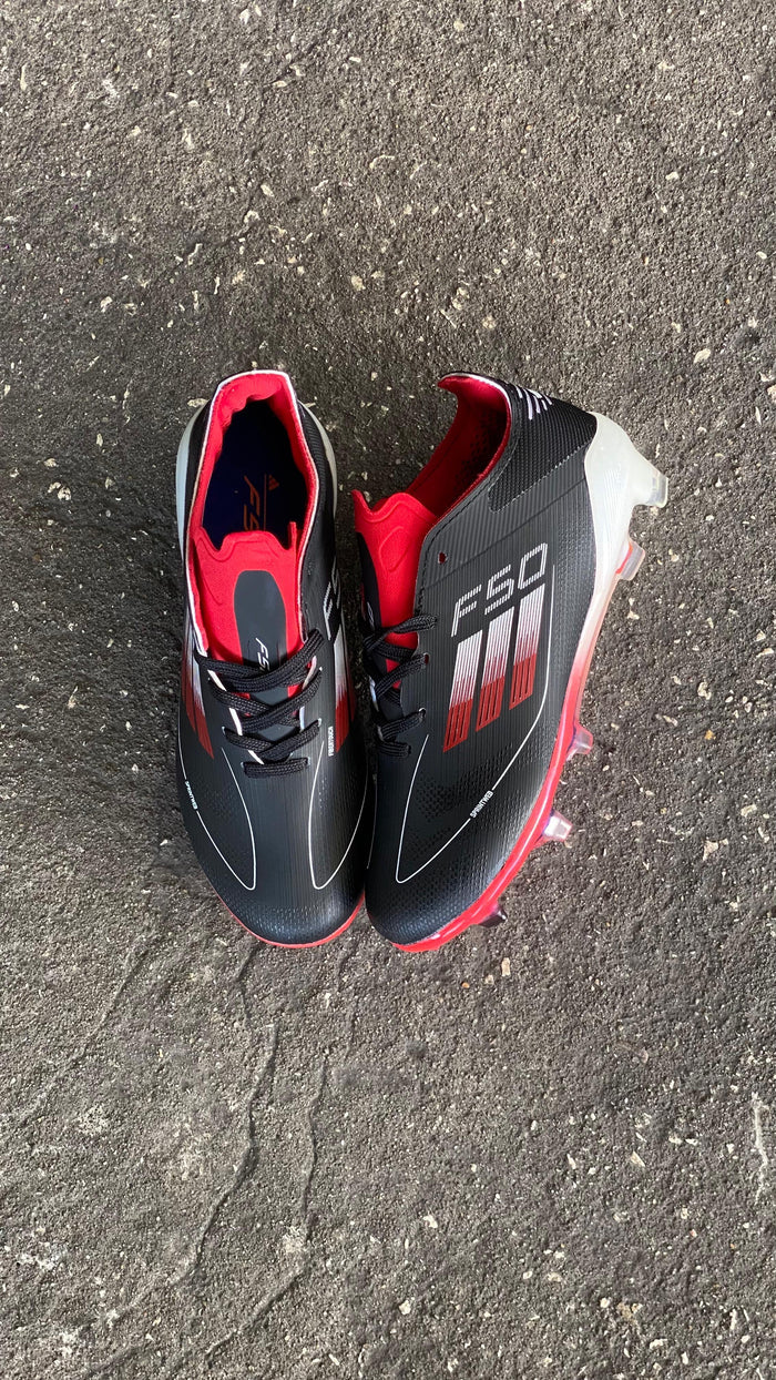 ADIDAS GUAYO F50 NIÑO NEGRO ROJO BLANCO