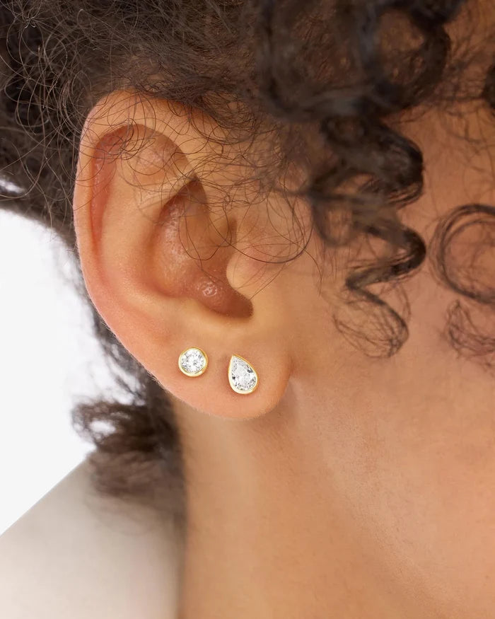 Isla 6mm Studs in Gold