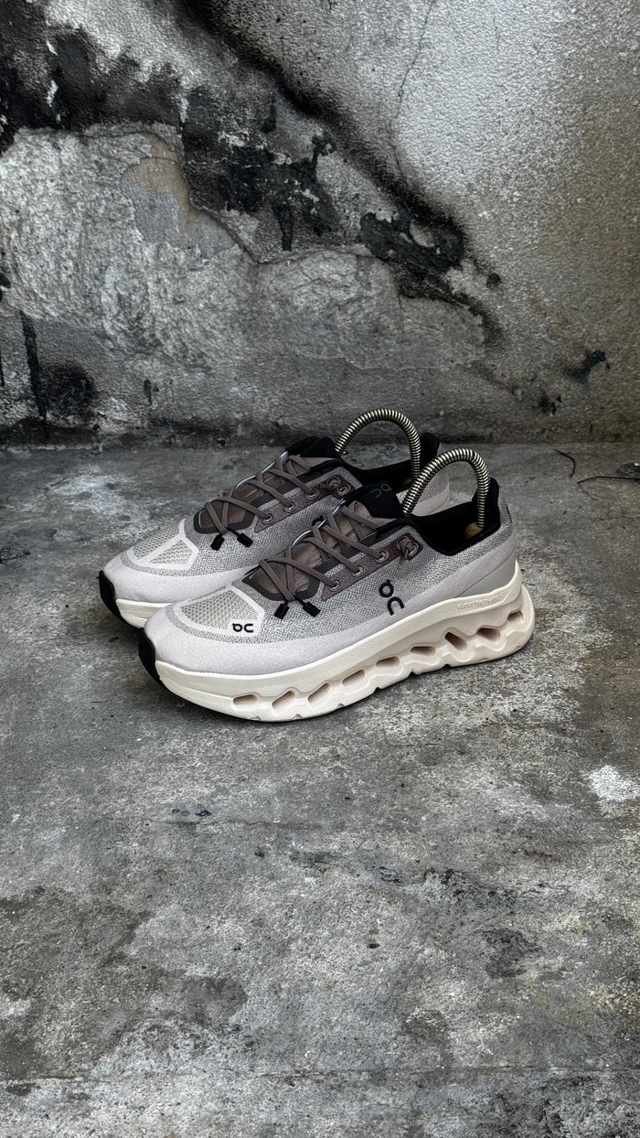 ON CLOUDTEC BEIGE CORAL
