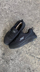 SKETCHERS GYEAR NEGRO