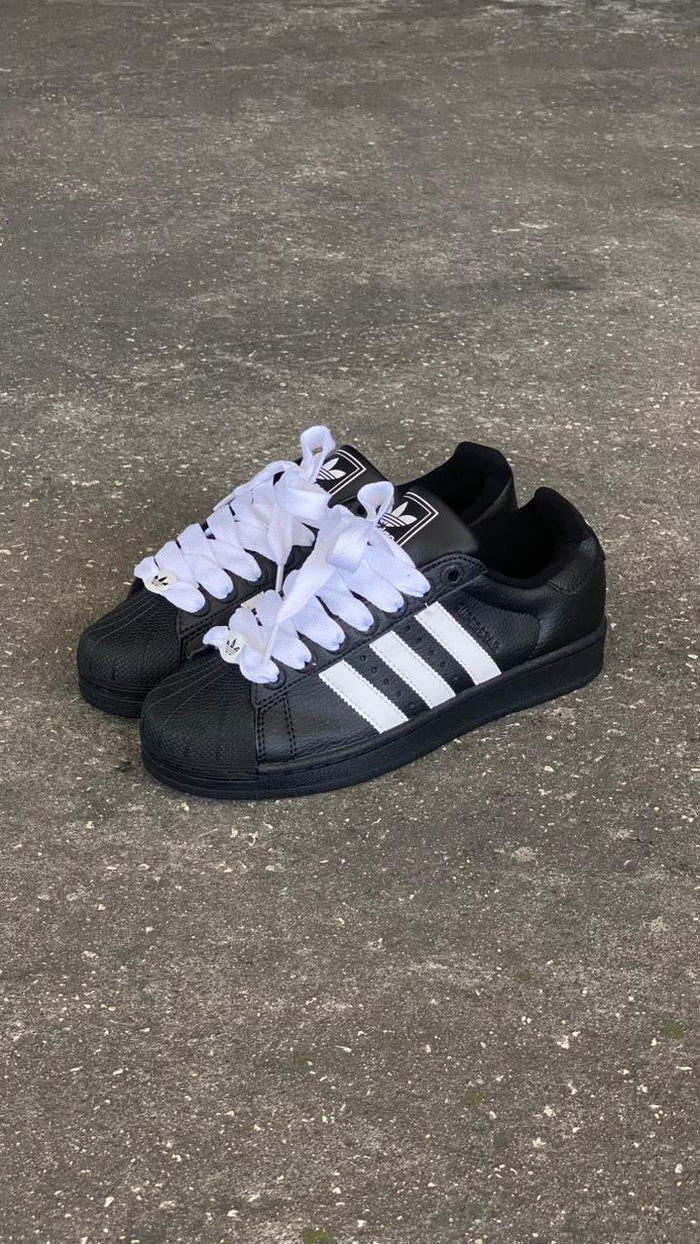 ADIDAS SUPER STAR NEGRO CORDON BLANCO