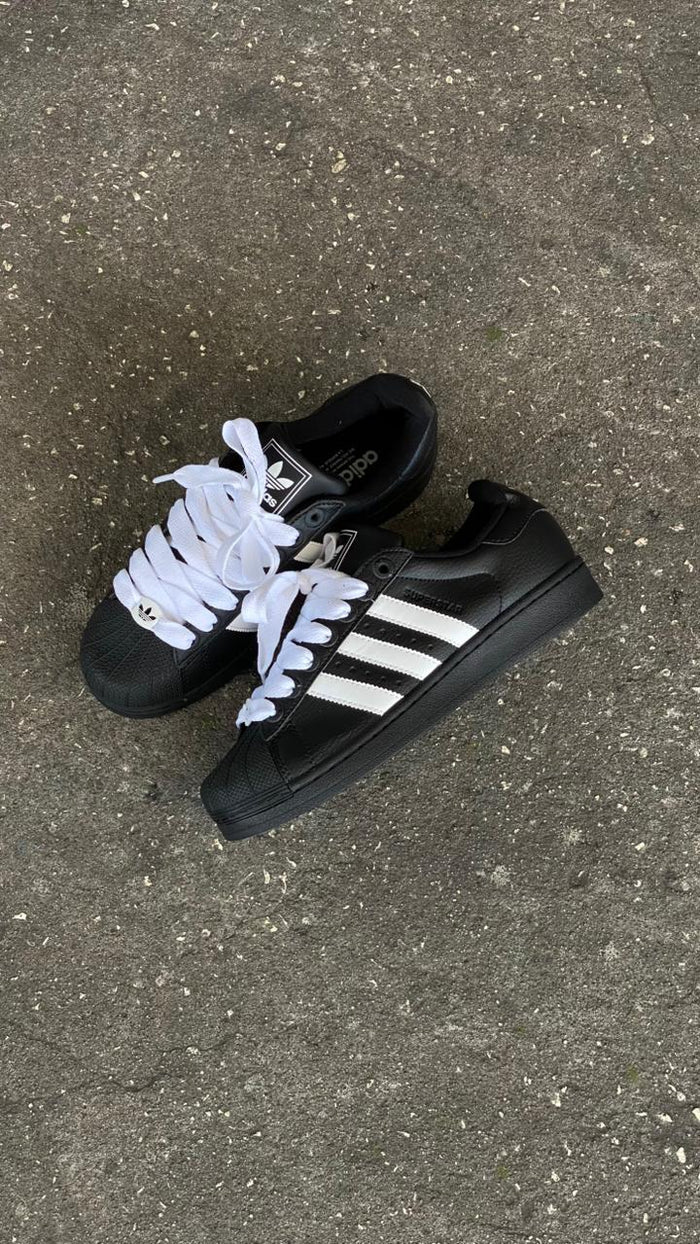 ADIDAS SUPER STAR NEGRO CORDON BLANCO