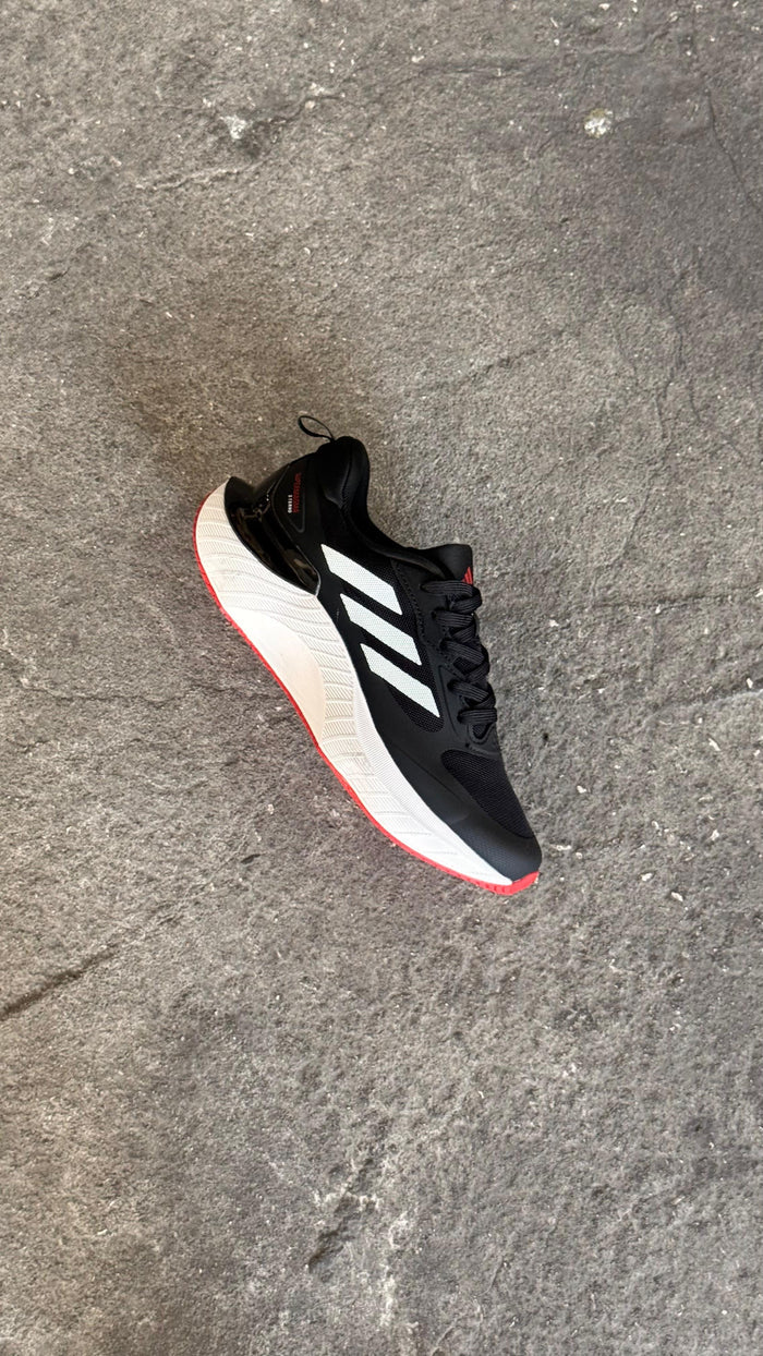 ADIDAS SUPERMAGMA NEGRO ROJO