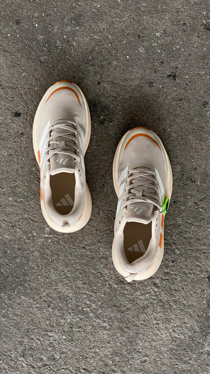 ADIDAS SUPERNOVA BEIGE CREMA