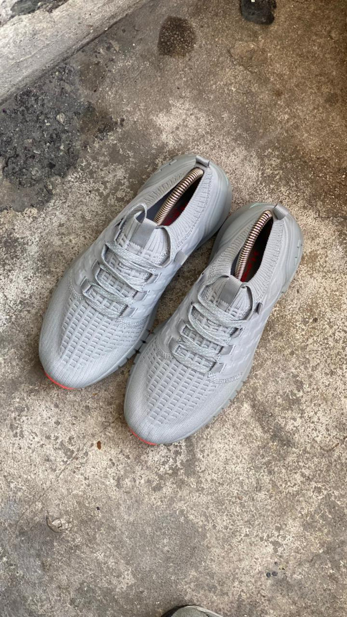 UNDER ARMOUR GRIS NARANJA PROMO MASTER