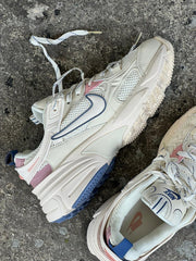 NIKE V3K BEIGE ROSA
