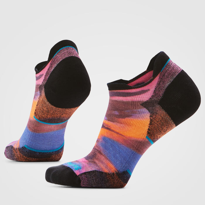Women's Run Brushed Print Low Ankle Socks - Gallery 2