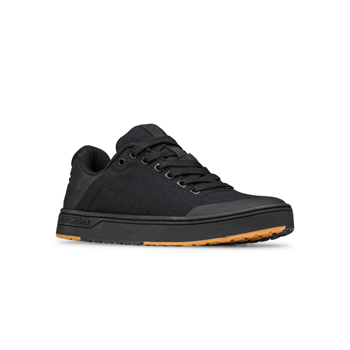 Youth Livewire Flat Shoe