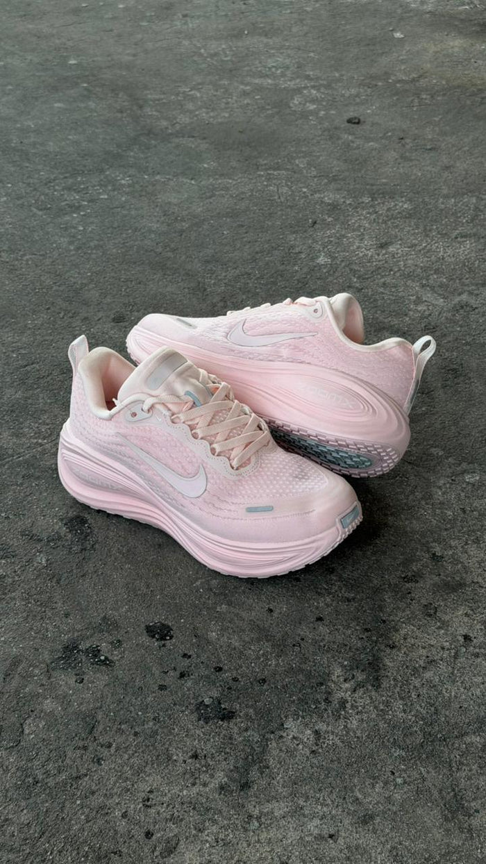NIKE ZOOM X 2026 ROSADO
