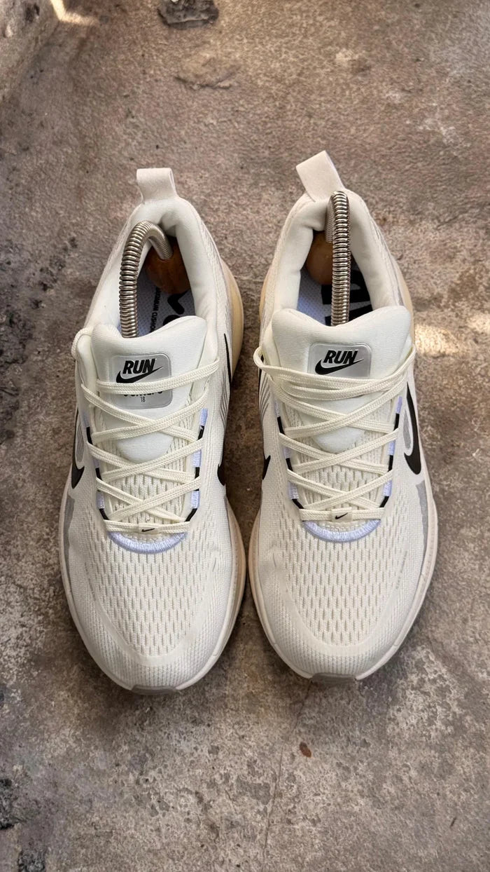 NIKE ZOOM X BLANCO BEIGE